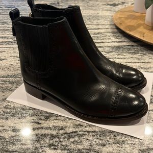 Tory Burch black leather ankle boots 8